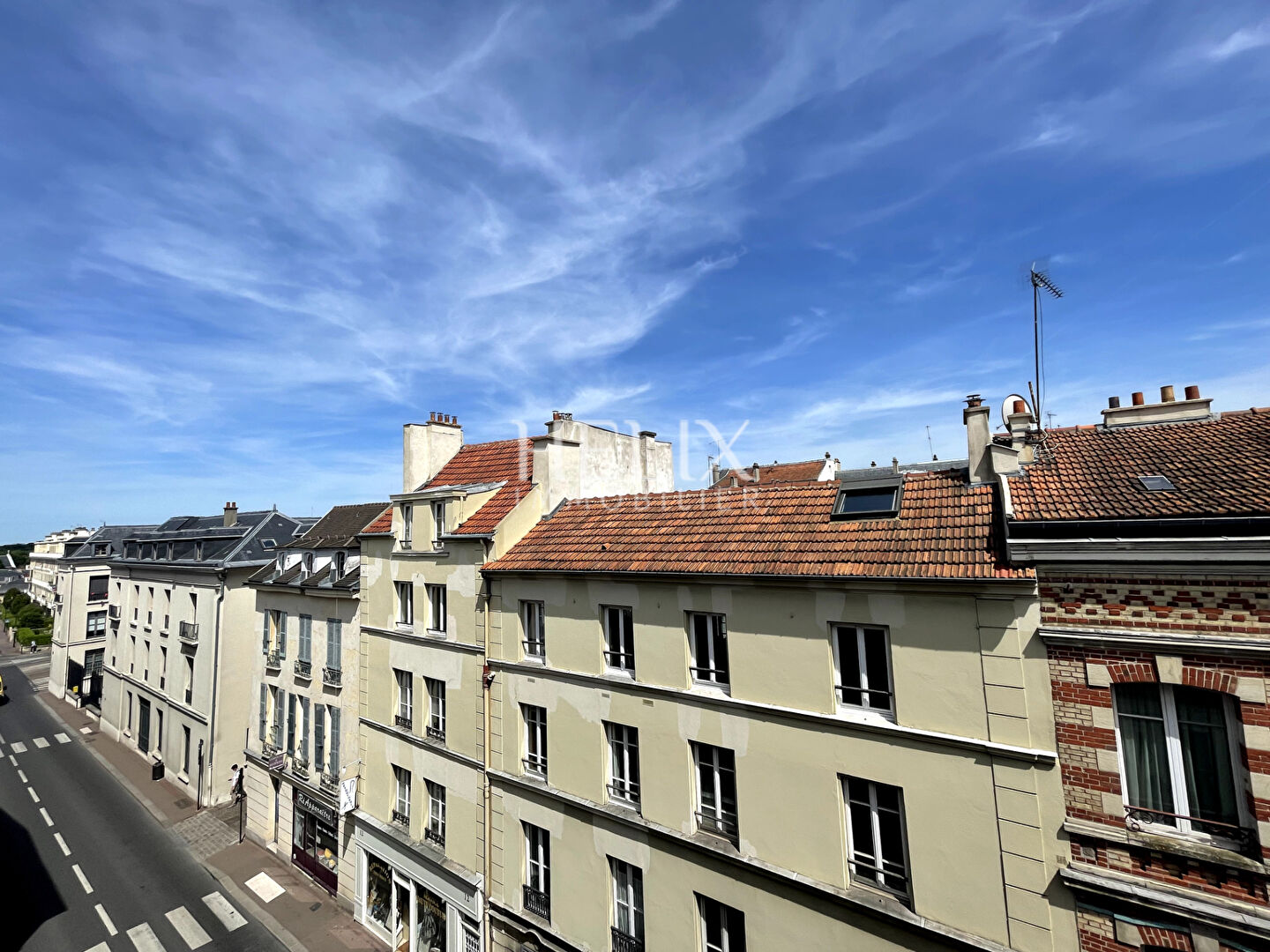 A louer superbe appartement 2 pièces à Saint Germain en Laye, à 2 mn du RER A
