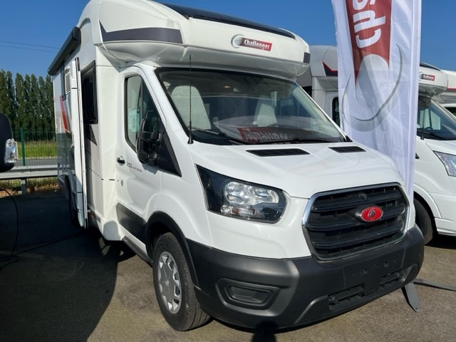 Venez découvrir le camping-car Challenger 250 FORD 2,0 L 170 CV BVM - START ED au prix de 65 280 € près de SAINT JEAN DU CARDONNAY (76150)