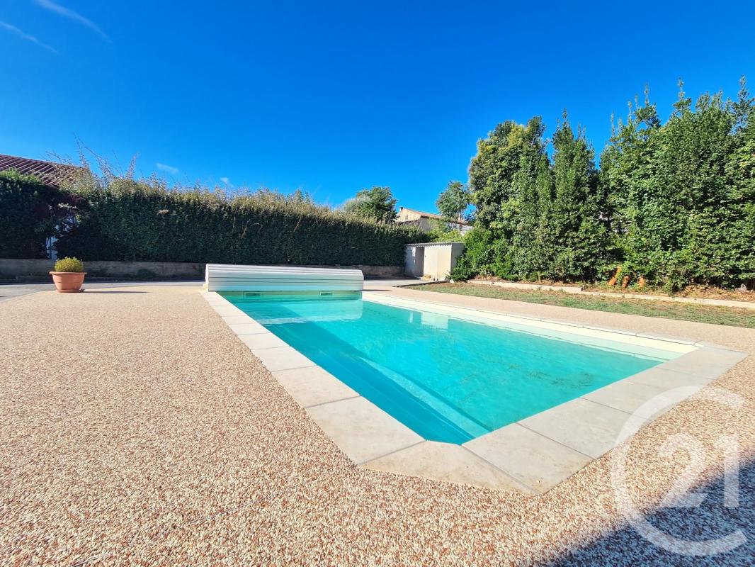 Villa T7 Toulon Ouest Valbertrand stationnement et piscine 